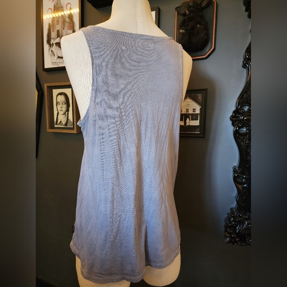 Vans Pocket Tank - Picture 2 of 4